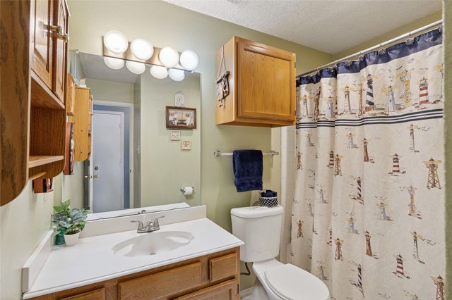 6604 Roxanne Way, Fort Worth, TX 76135