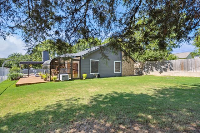 6604 Roxanne Way, Fort Worth, TX 76135