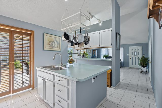 6604 Roxanne Way, Fort Worth, TX 76135