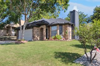 6604 Roxanne Way, Fort Worth, TX 76135