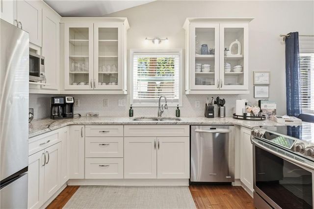 219 Narrows Drive, Waleska, GA 30183