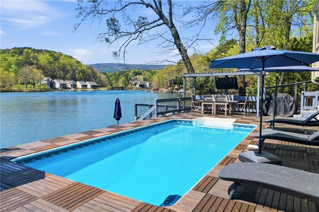 219 Narrows Drive, Waleska, GA 30183