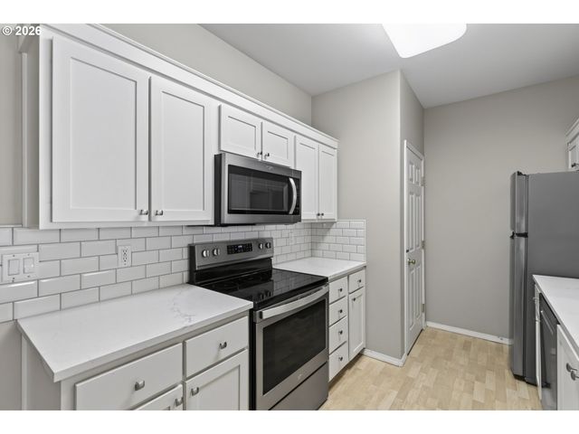 1175 Ne 64TH Ln, Hillsboro, OR 97124