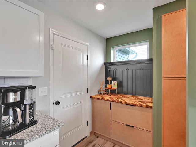 404 JARED WAY, New Holland, PA 17557