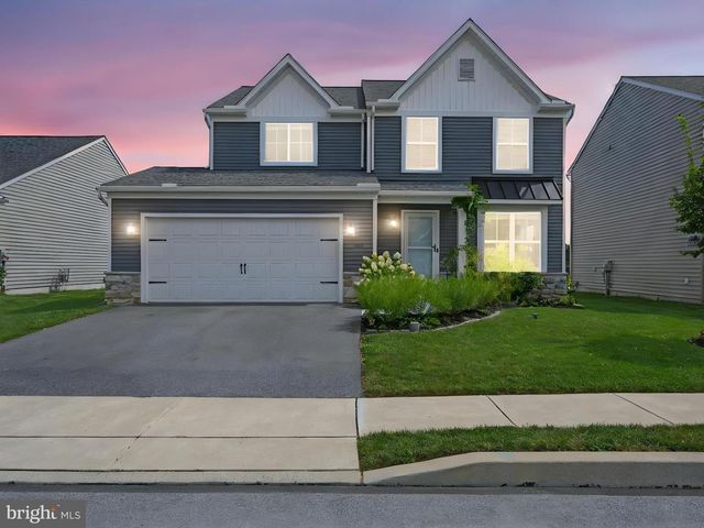 404 JARED WAY, New Holland, PA 17557