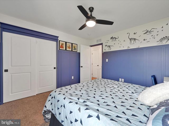404 JARED WAY, New Holland, PA 17557