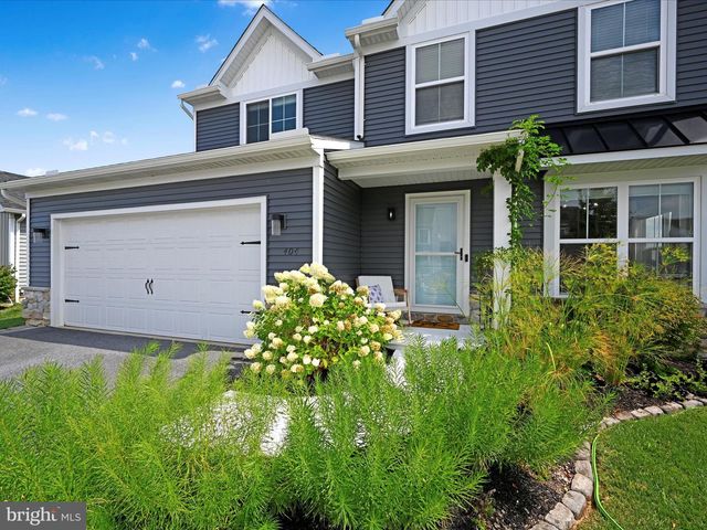 404 JARED WAY, New Holland, PA 17557