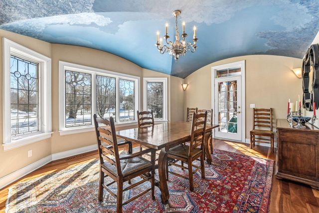 3 Circle E, Edina, MN 55436