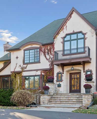 3 Circle E, Edina, MN 55436