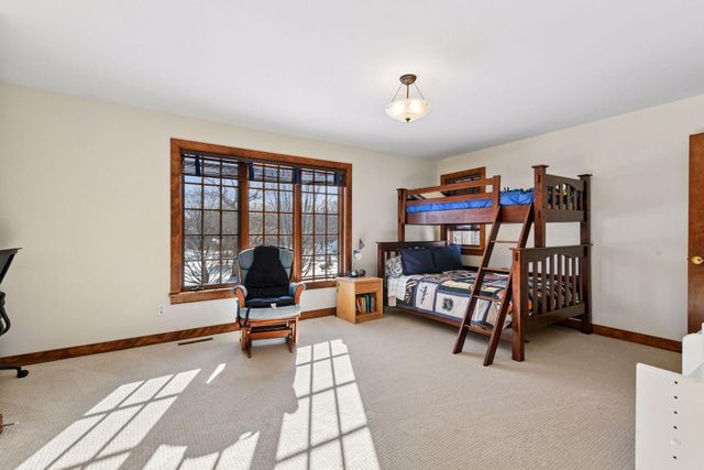 3 Circle E, Edina, MN 55436