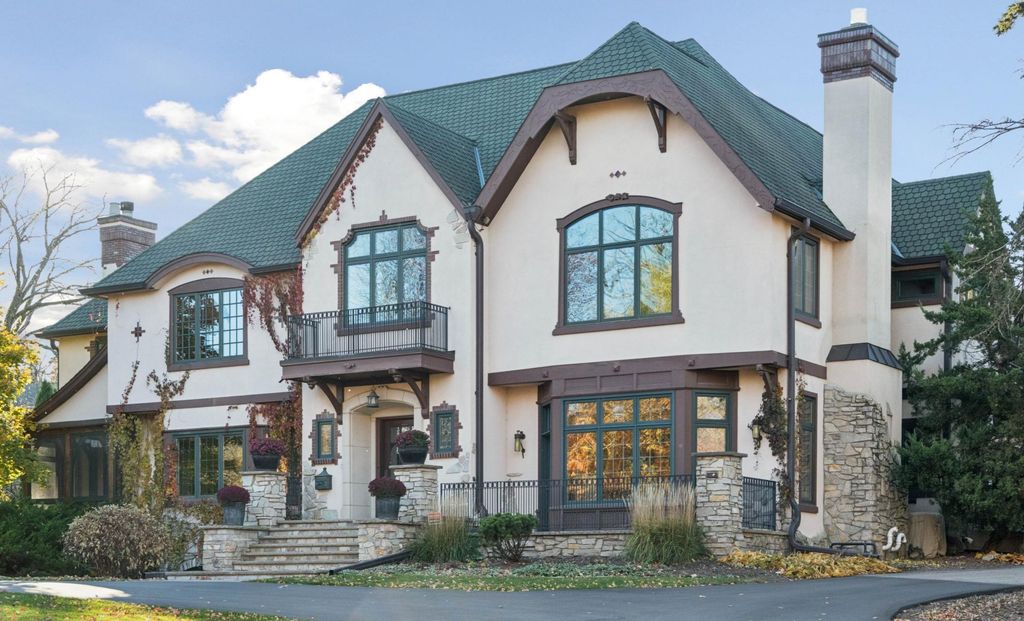 3 Circle E, Edina, MN 55436