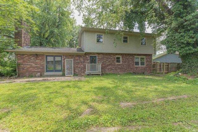 8222 N Birch Avenue, Newburgh, IN 47630