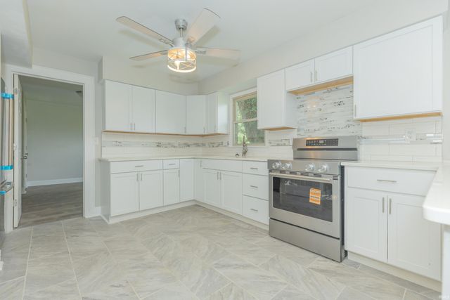 8222 N Birch Avenue, Newburgh, IN 47630