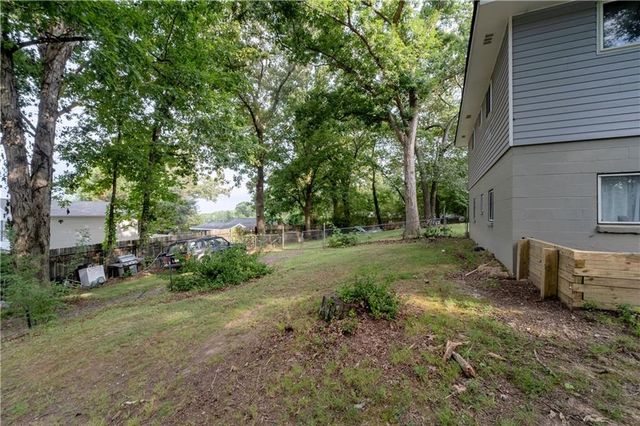 31 Rock Fence Circle SE, Cartersville, GA 30121