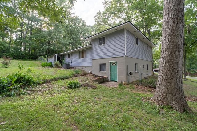 31 Rock Fence Circle SE, Cartersville, GA 30121