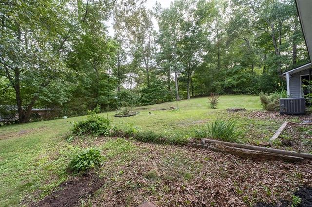 31 Rock Fence Circle SE, Cartersville, GA 30121