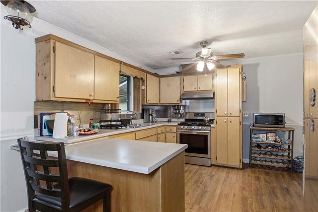 31 Rock Fence Circle SE, Cartersville, GA 30121