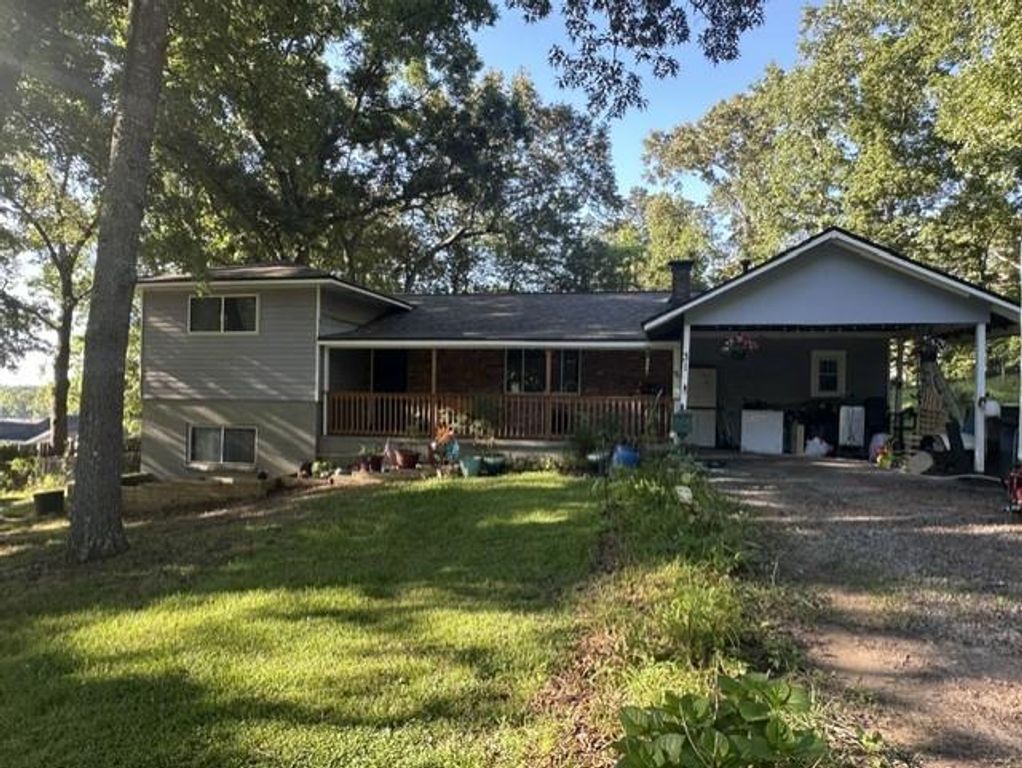 31 Rock Fence Circle SE, Cartersville, GA 30121