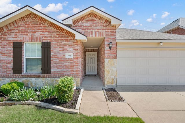 704 Bastrop Drive, Arlington, TX 76002
