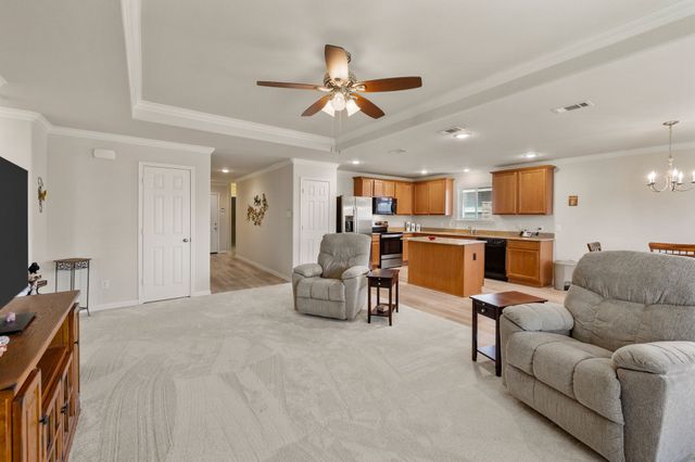 704 Bastrop Drive, Arlington, TX 76002