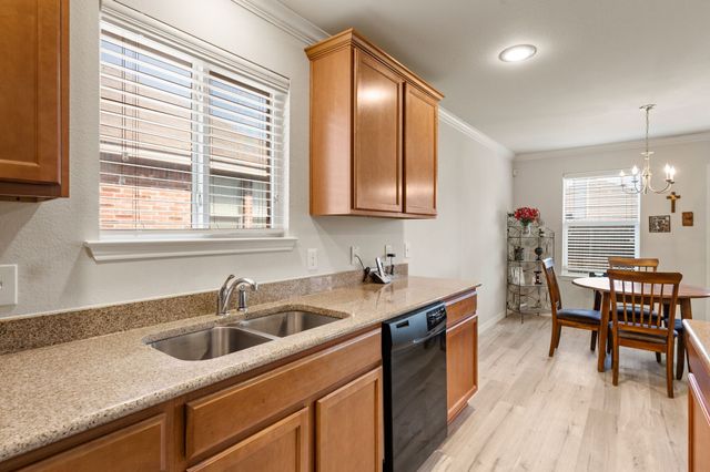 704 Bastrop Drive, Arlington, TX 76002