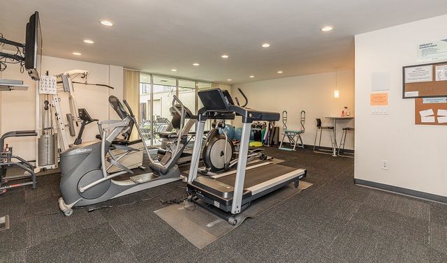 3663 Grand Avenue 107, Des Moines, IA 50312