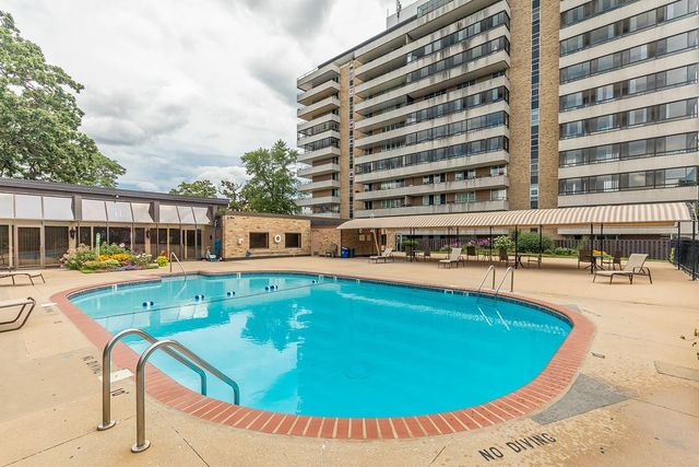 3663 Grand Avenue 107, Des Moines, IA 50312
