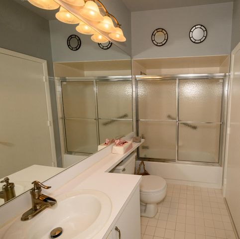 7680 Mansfield Hollow Road, Delray Beach, FL 33446