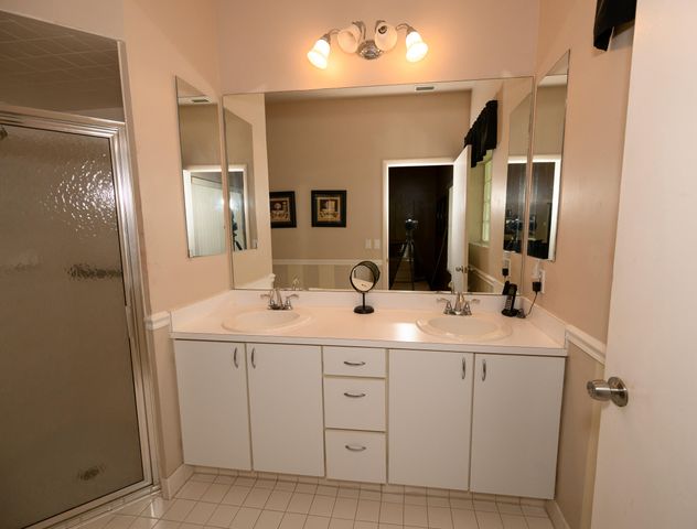 7680 Mansfield Hollow Road, Delray Beach, FL 33446