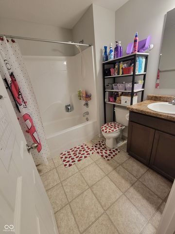 299 Wilkes Court, Trafalgar, IN 46181