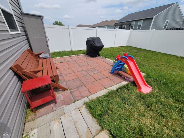 299 Wilkes Court, Trafalgar, IN 46181