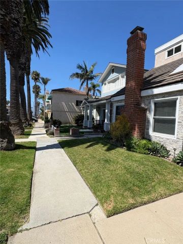 223 14th Street, Huntington Beach, CA 92648
