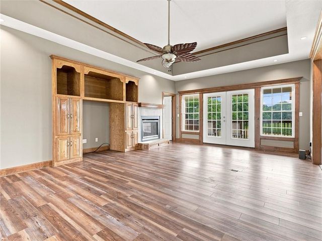 7633 212th Street, Holt, MO 64048
