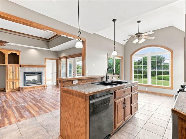 7633 212th Street, Holt, MO 64048