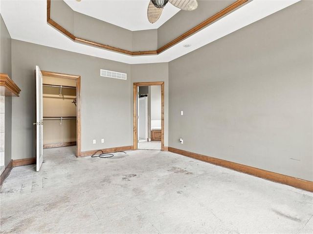 7633 212th Street, Holt, MO 64048