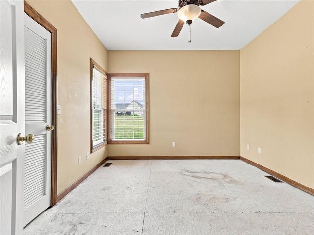 7633 212th Street, Holt, MO 64048