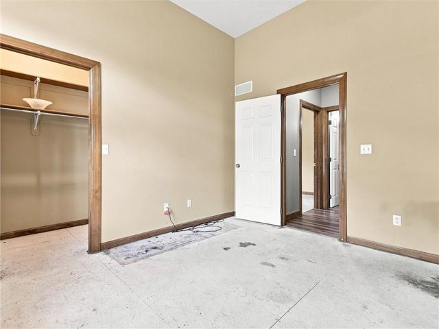 7633 212th Street, Holt, MO 64048