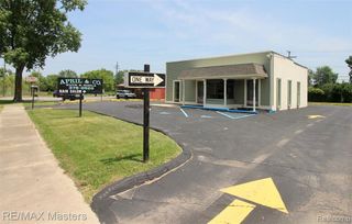 33053 W Jefferson Avenue, Rockwood, MI 48173