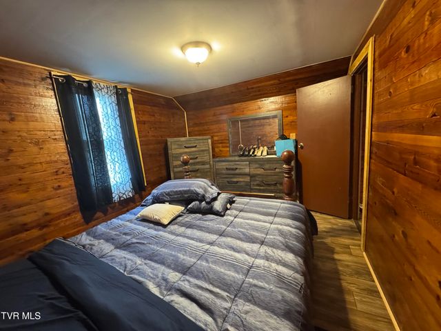 2759 A J Osborne Highway, Blackwater, VA 24221