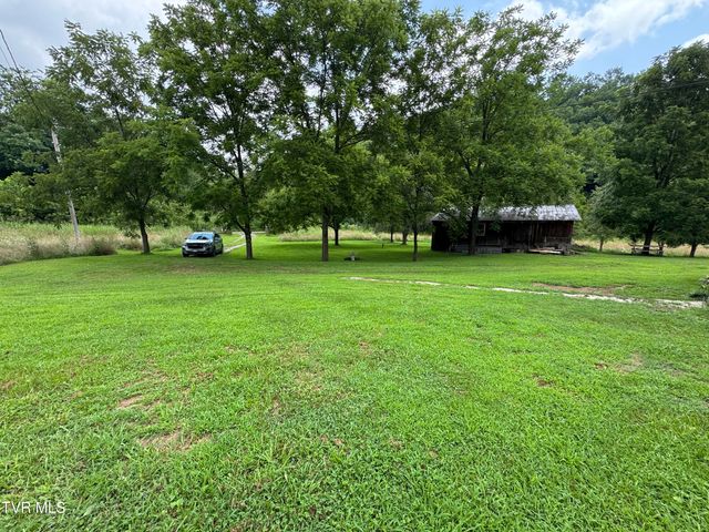 2759 A J Osborne Highway, Blackwater, VA 24221