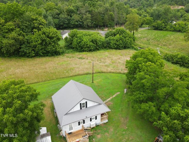 2759 A J Osborne Highway, Blackwater, VA 24221