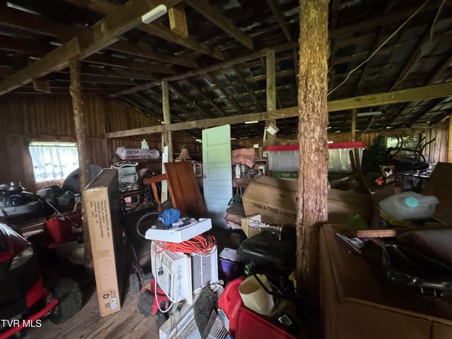 2759 A J Osborne Highway, Blackwater, VA 24221