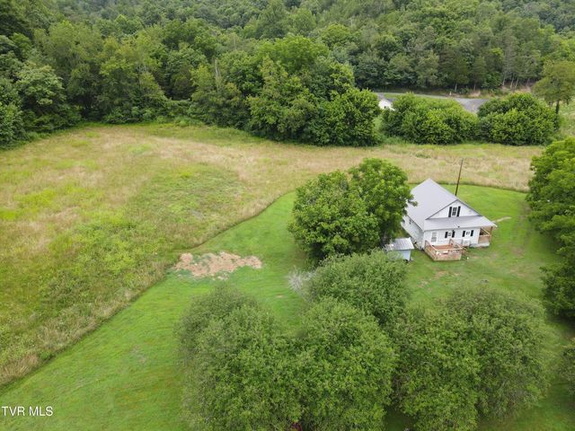 2759 A J Osborne Highway, Blackwater, VA 24221