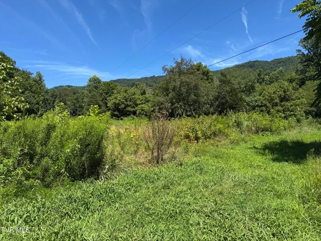 2759 A J Osborne Highway, Blackwater, VA 24221