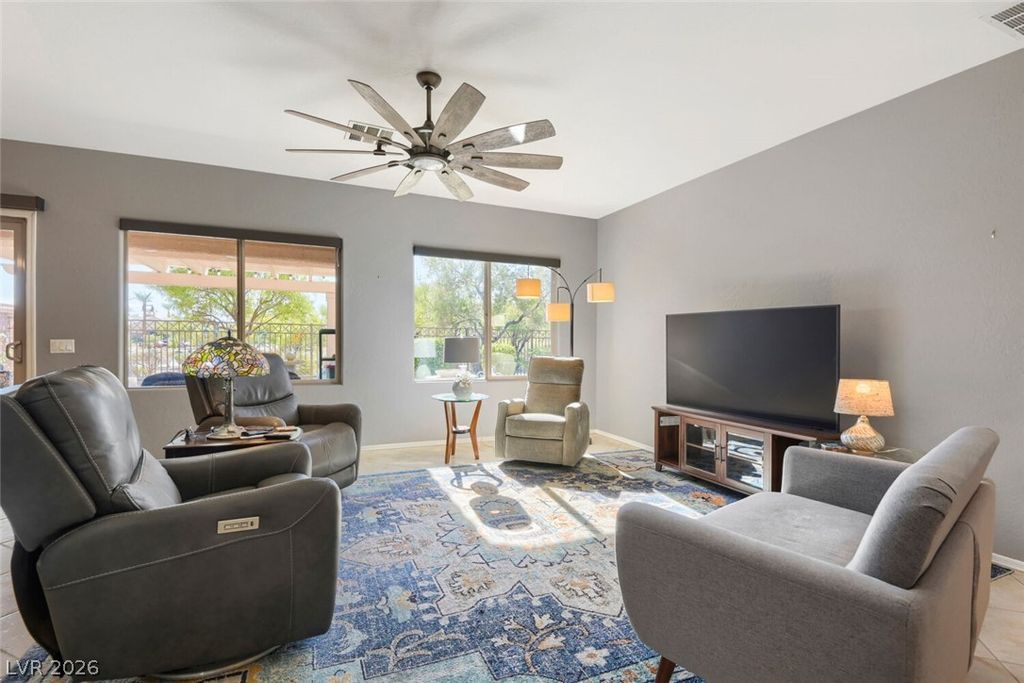 3711 Halter Drive, Las Vegas, NV 89122 — photo 4