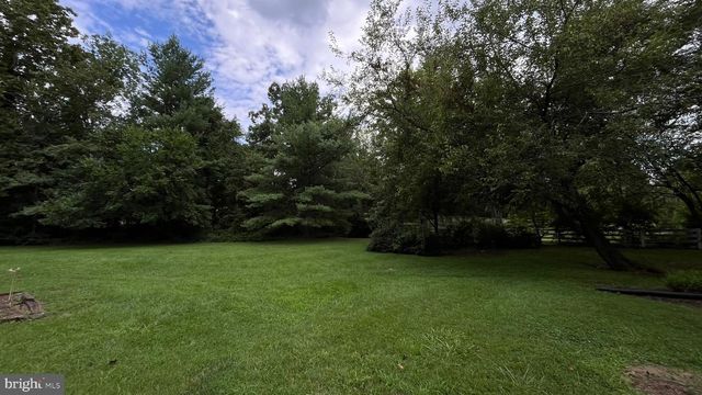 25339 RAINBOW RANCH LN, Chantilly, VA 20152