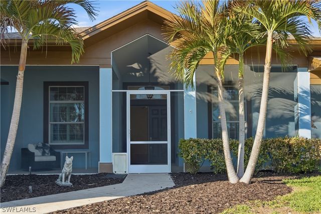 2935 2nd AVE NE, Naples, FL 34120