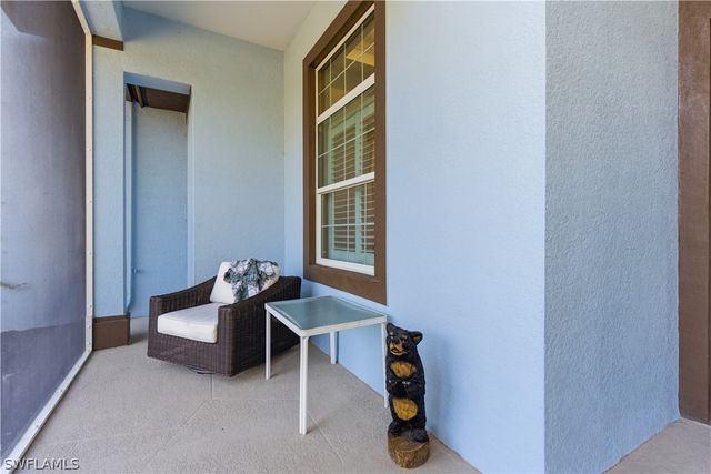 2935 2nd AVE NE, Naples, FL 34120