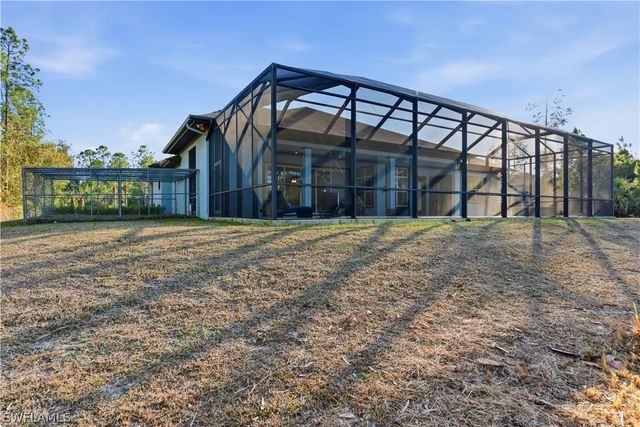 2935 2nd AVE NE, Naples, FL 34120