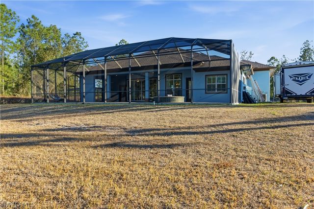 2935 2nd AVE NE, Naples, FL 34120